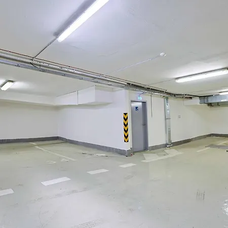 Peaceful Oldtown Free Parking 2-bedroom Bratislava
