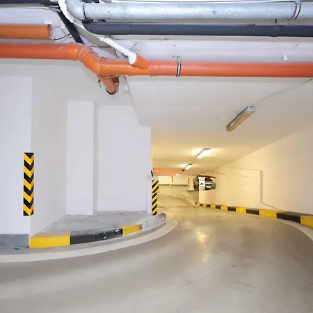 Peaceful Oldtown Free Parking 2-bedroom Братислава