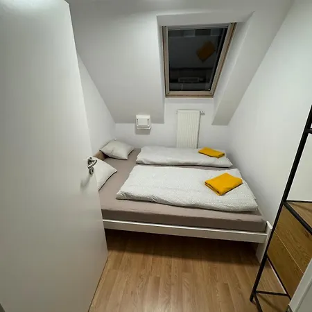 Apartment Peaceful Oldtown Free Parking 2-bedroom Bratislava