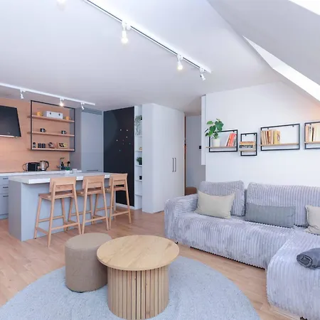 Apartment Peaceful Oldtown Free Parking 2-bedroom *
