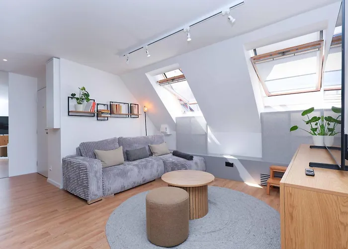 Peaceful Oldtown Free Parking 2-bedroom Bratysława