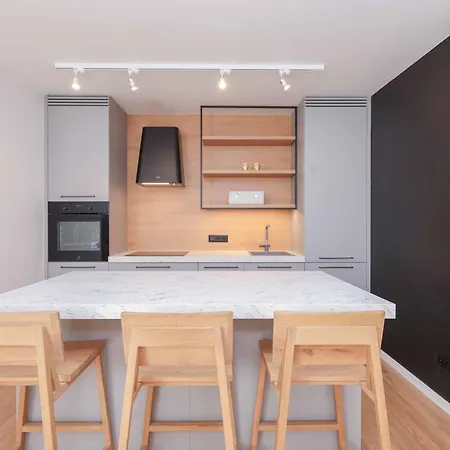 Peaceful Oldtown Free Parking 2-bedroom *